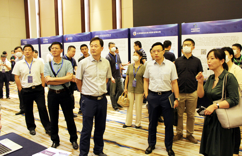 对接会03.jpg 对接会03.jpg